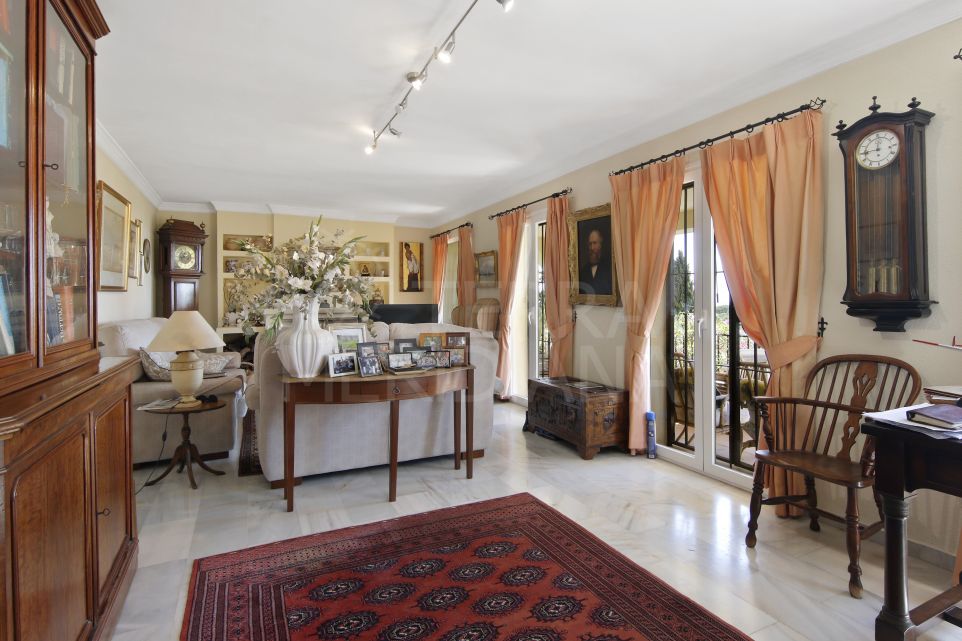 Villa with panoramic sea views and exciting potential for sale in El Padron, Estepona