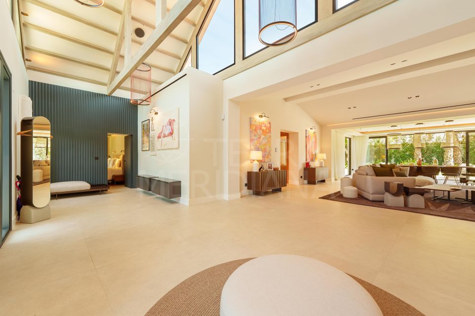 Refined Luxury Single Level Villa just Minutes from Puerto Banús