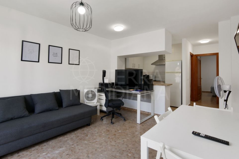 Encantador apartamento de 2 dormitorios en venta en el corazón del casco antiguo de Estepona