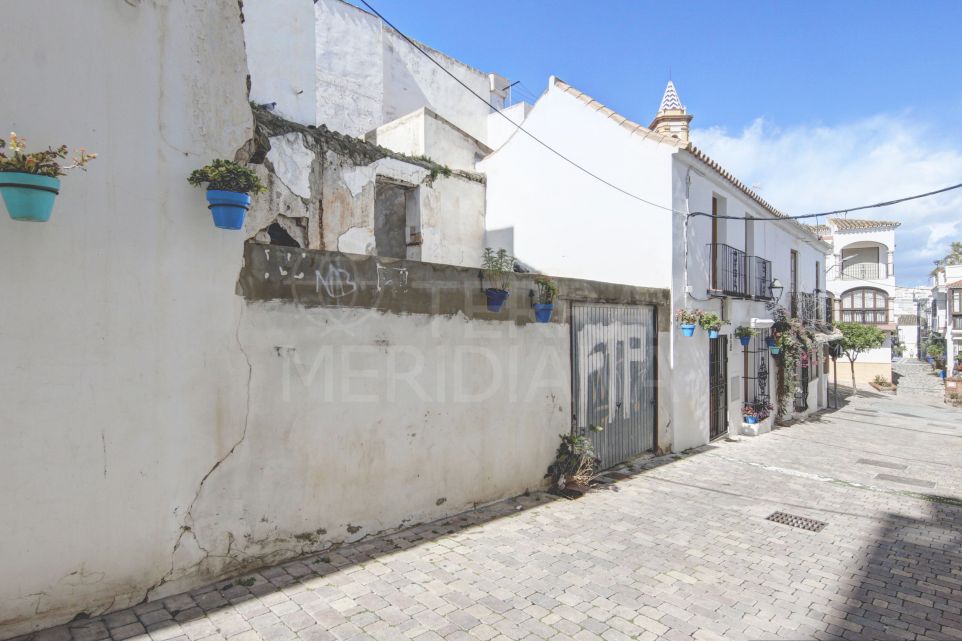 Plot for Sale in the Heart of Estepona Old Town