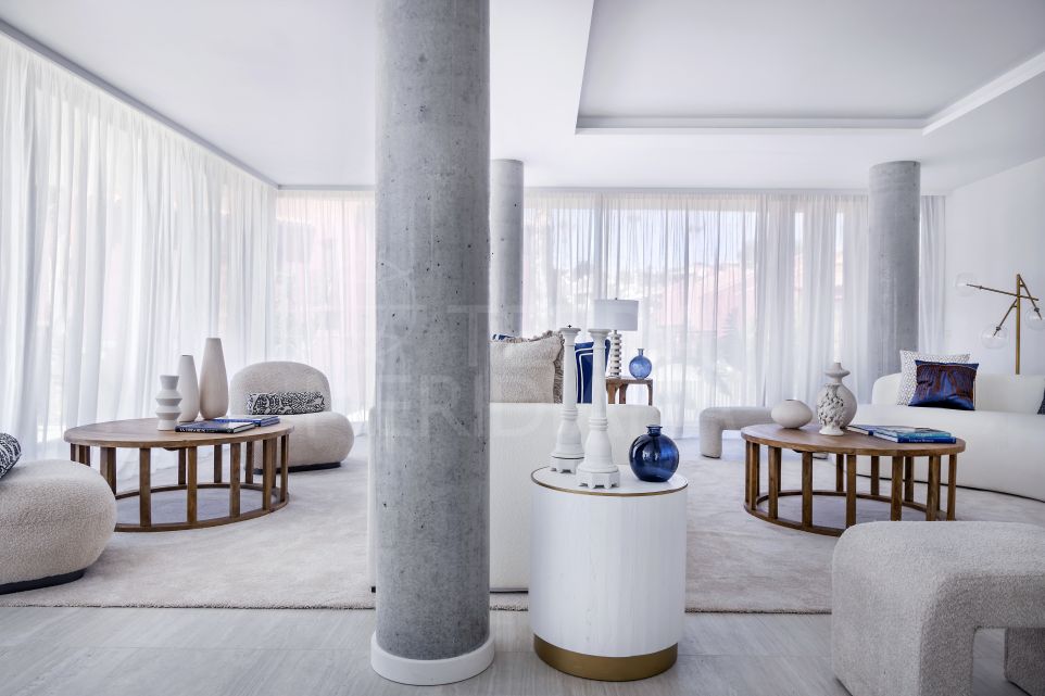 Impresionante apartamento de 3 dormitorios en venta en la exclusiva urbanización de Estepona Bay
