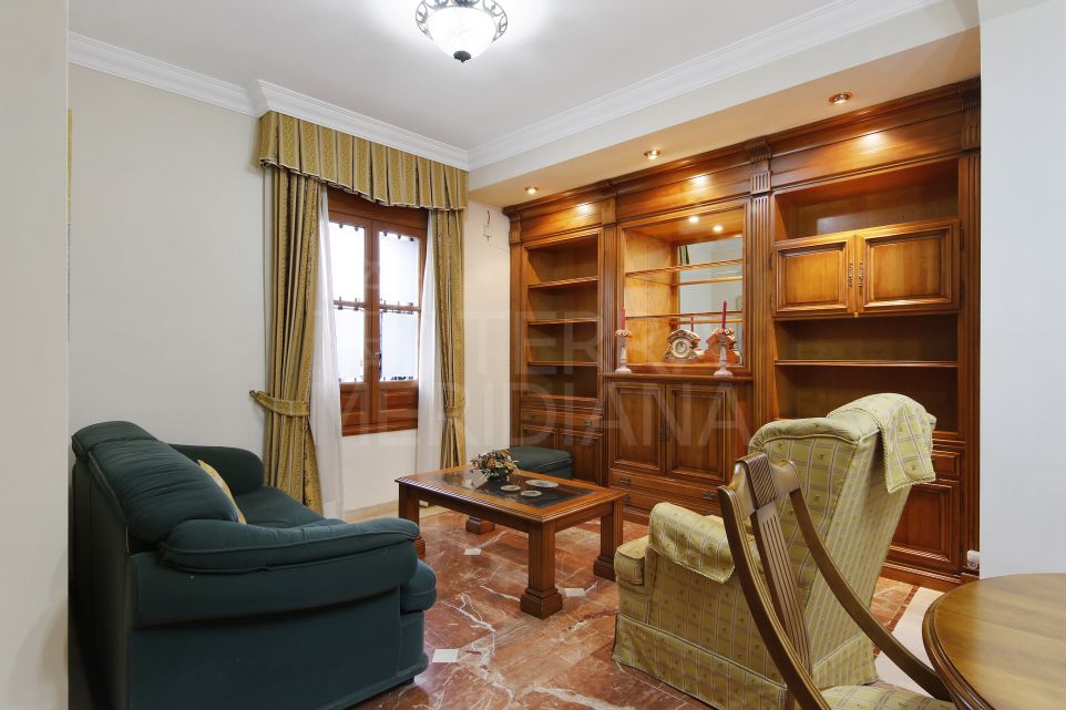 Charming 3-Bedroom Duplex Apartment in the Heart of Estepona Old Town