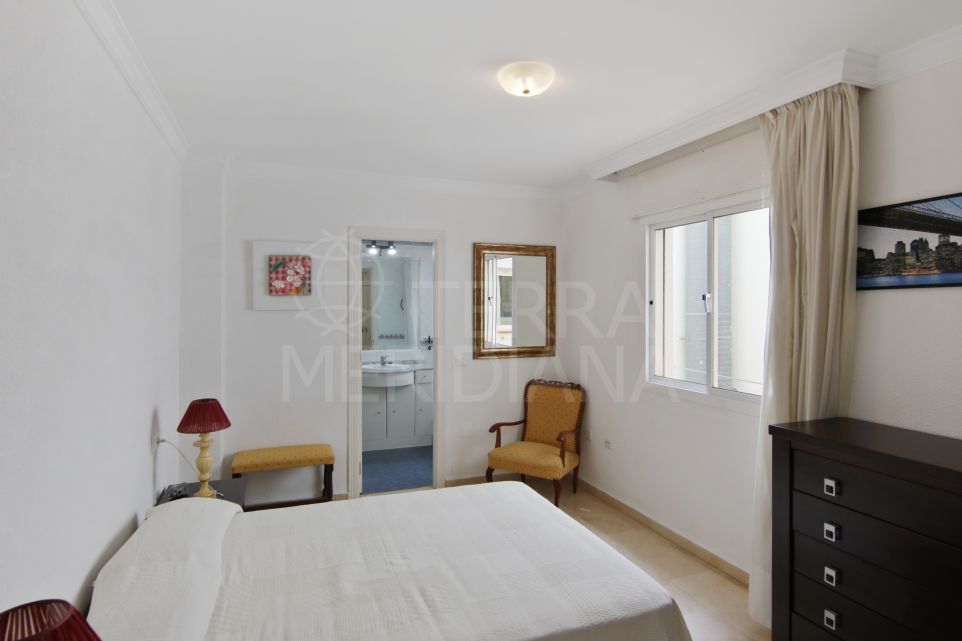 2 bedroom apartment for sale in Estepona Center