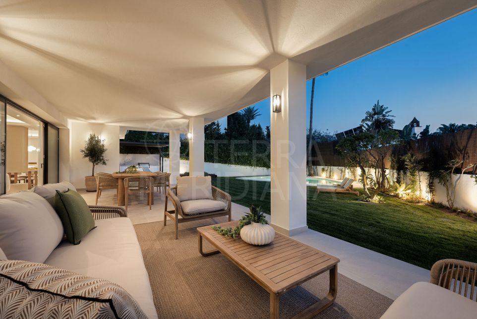 Superbe villa de 5 chambres au cœur d'Atalaya de Rio Verde, Marbella
