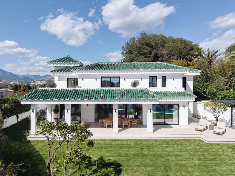 Superbe villa de 5 chambres au cœur d'Atalaya de Rio Verde, Marbella