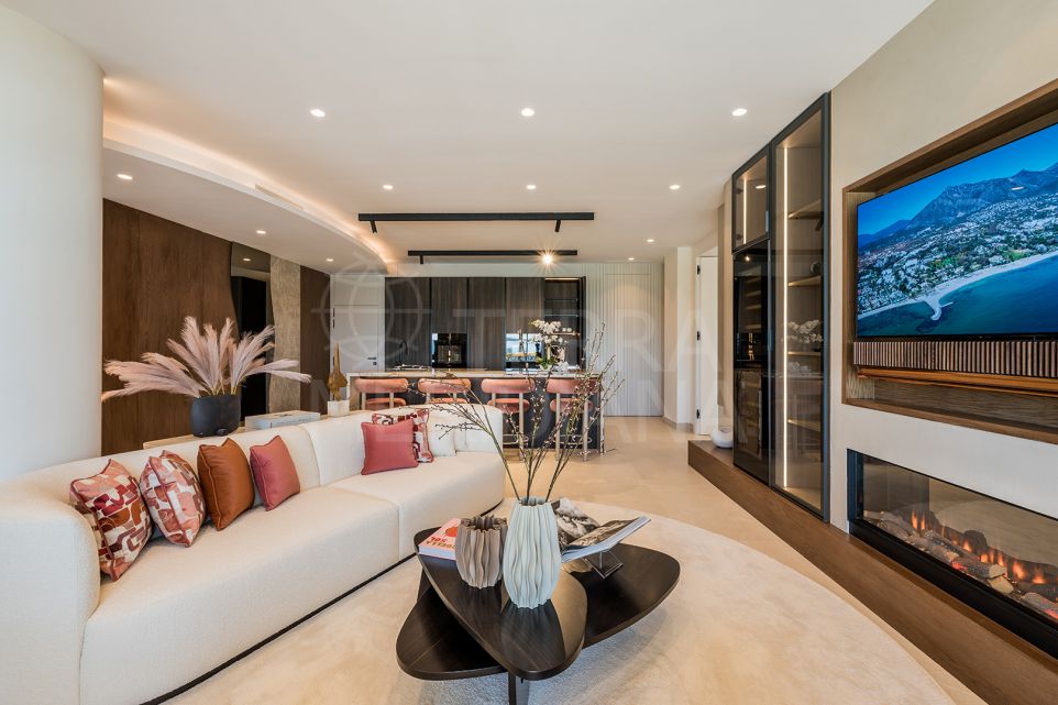 Superbe appartement de trois chambres en première ligne de plage à vendre à Rio Real