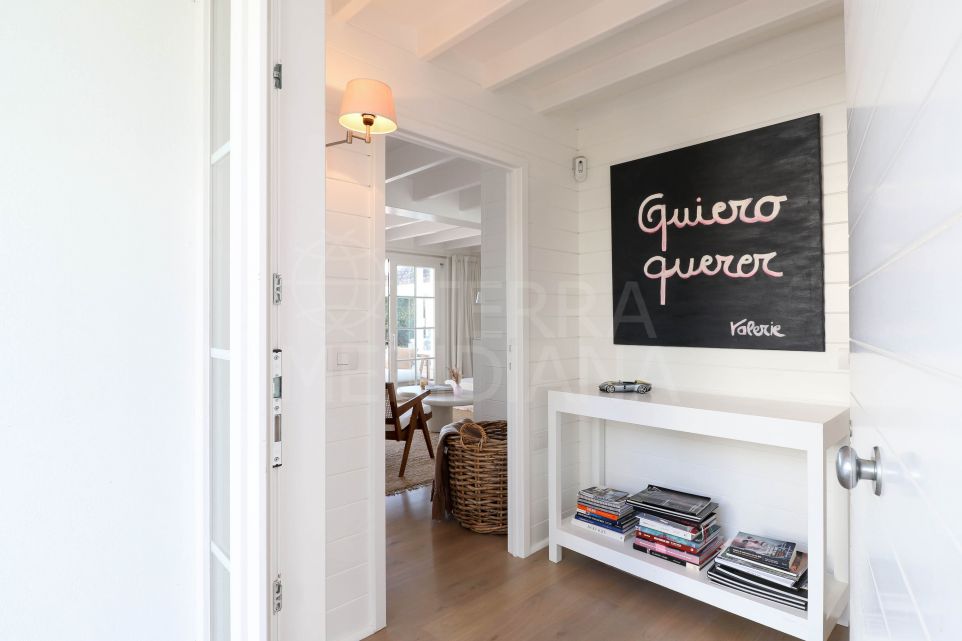 Beautiful 4 Bedroom villa with panoramic views for sale in La Alqueria, Benahavis