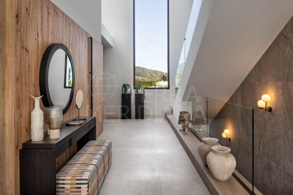Chef-d'œuvre ultra-moderne : Villa de 6 chambres à vendre à Nueva Andalucia