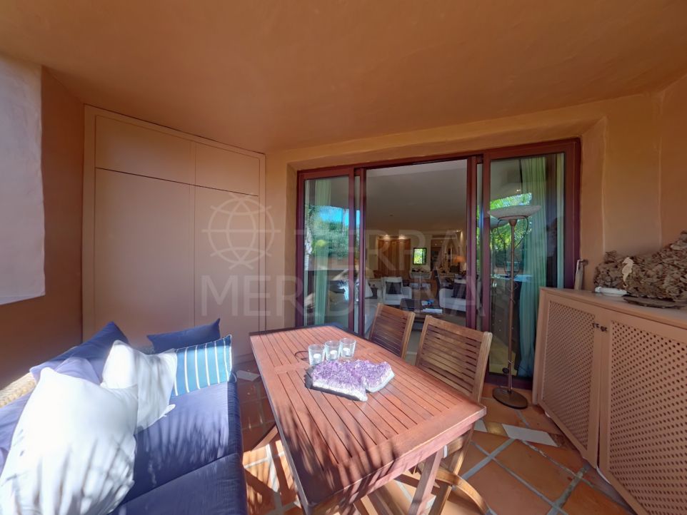 Studio à vendre dans l'hôtel 5 étoiles Kempinski en bord de mer à Estepona