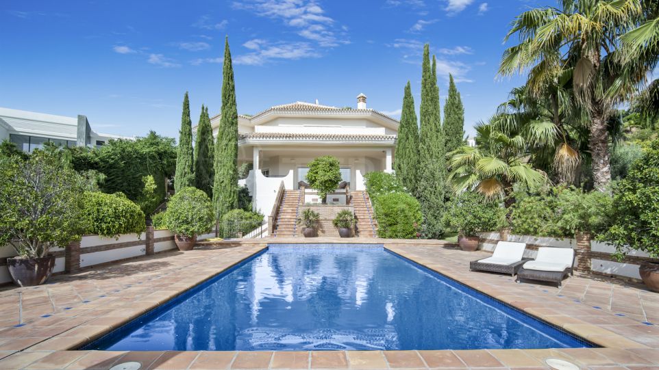 Luxury villa nestled within park-like scenery for sale in Vega del Colorado, Benahavis
