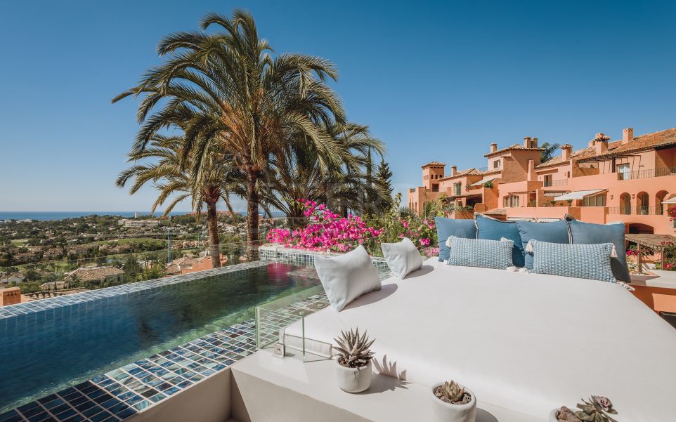 Premier duplex penthouse with direct sea and golf views for sale in Los Belvederes, Nueva Andalucia, Marbella