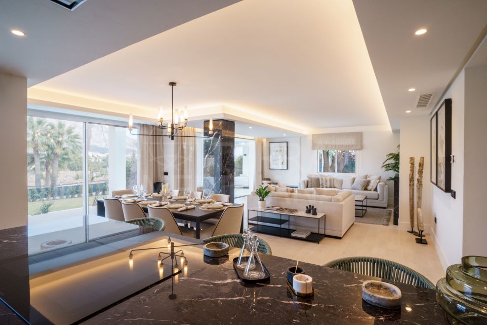 Luxurious and sophisticated villa with sauna for sale in Las Brisas, Nueva Andalucia, Marbella