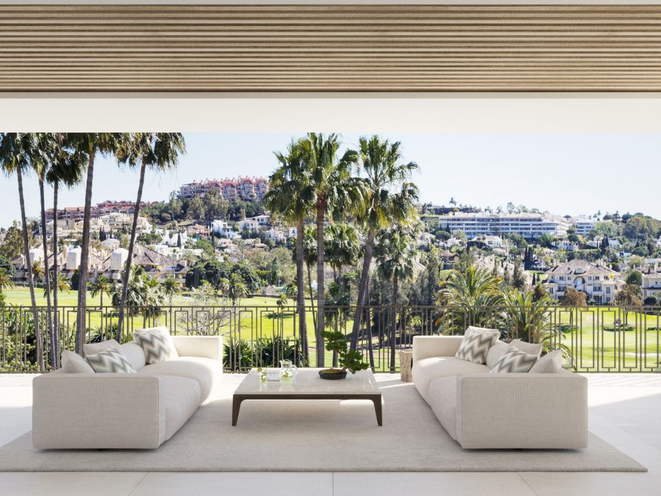 Elegantly envisioned frontline golf villa for sale in sought-after La Alqueria, Benahavis