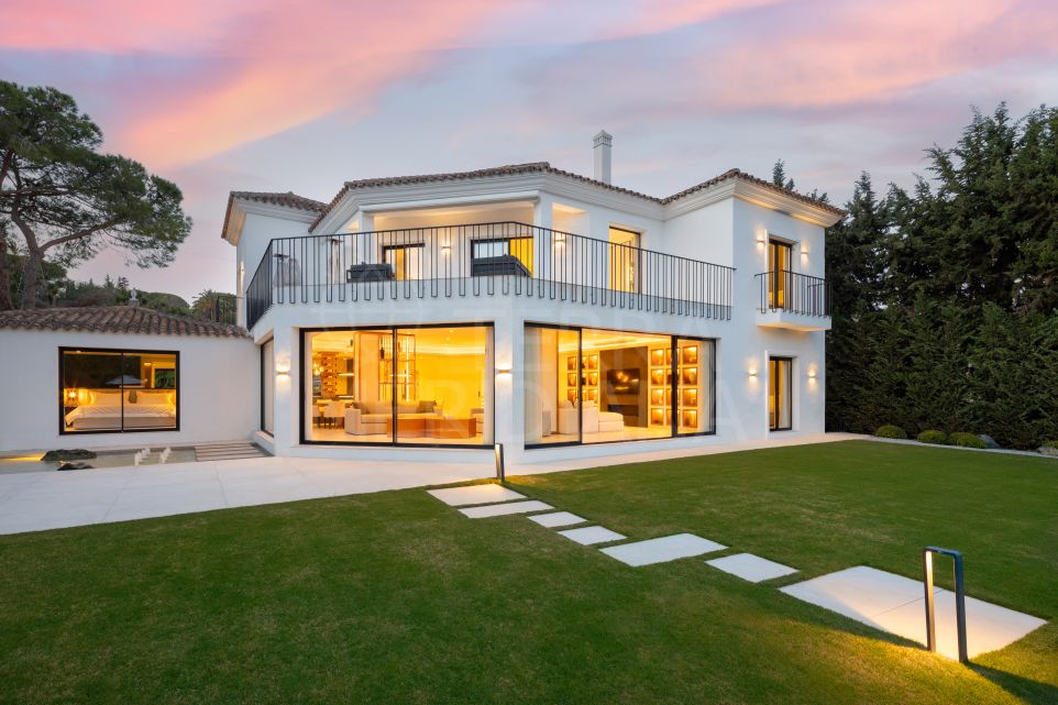 Unparalleled luxury at Villa Diamond, a stunning 6-bed haven for sale in Nueva Andalucia, Marbella