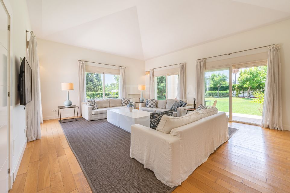 Villa de luxe à vendre à Altos de Puente Romano, Marbella