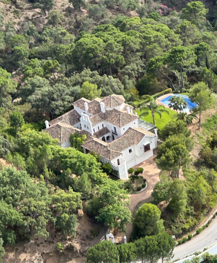 Investment Opportunity - Fully Licensed Villa for Sale in La Zagaleta, Benahavis