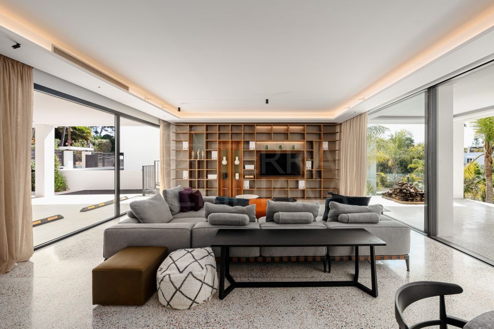 Villa de lujo ecológica con diseño moderno en venta en The Golden 7, Marbella Golden Mile