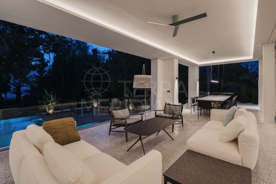 Villa de lujo ecológica con diseño moderno en venta en The Golden 7, Marbella Golden Mile