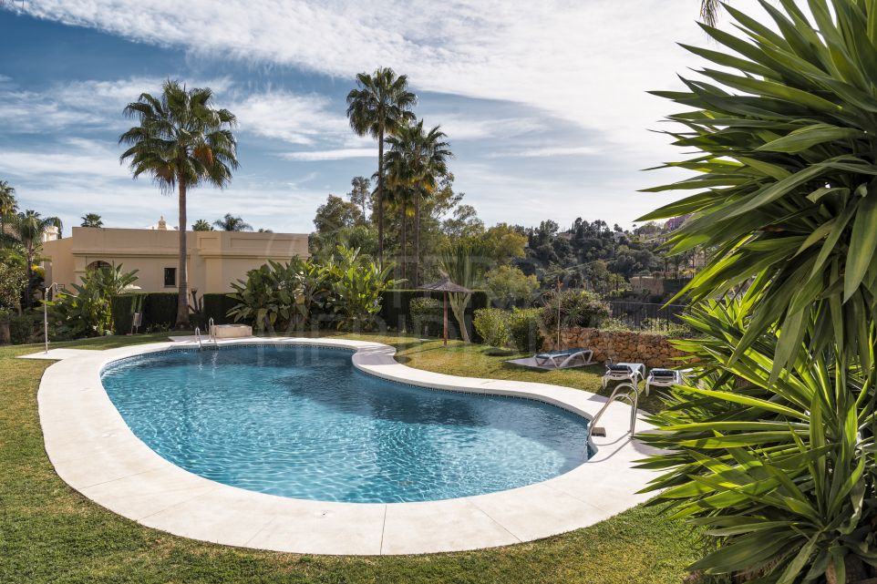 Maison La Bohème – A Premier Duplex Penthouse For Sale in La Quinta Hills, Benahavis