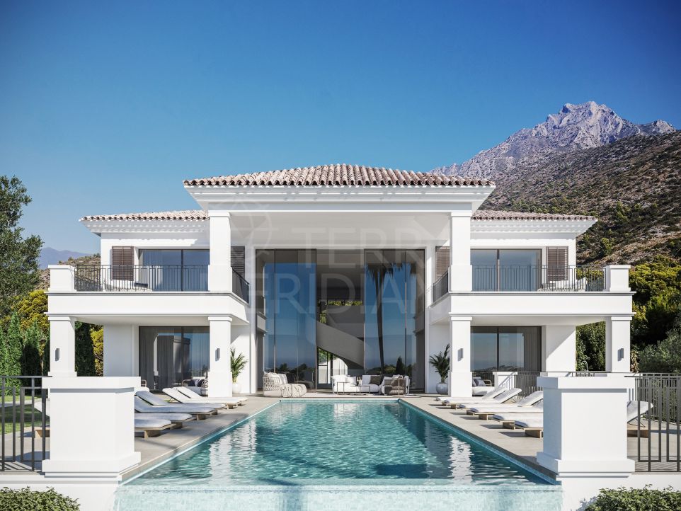 Villa única con piscina cubierta y cine en venta en Cascada de Camoján, Milla de Oro de Marbella