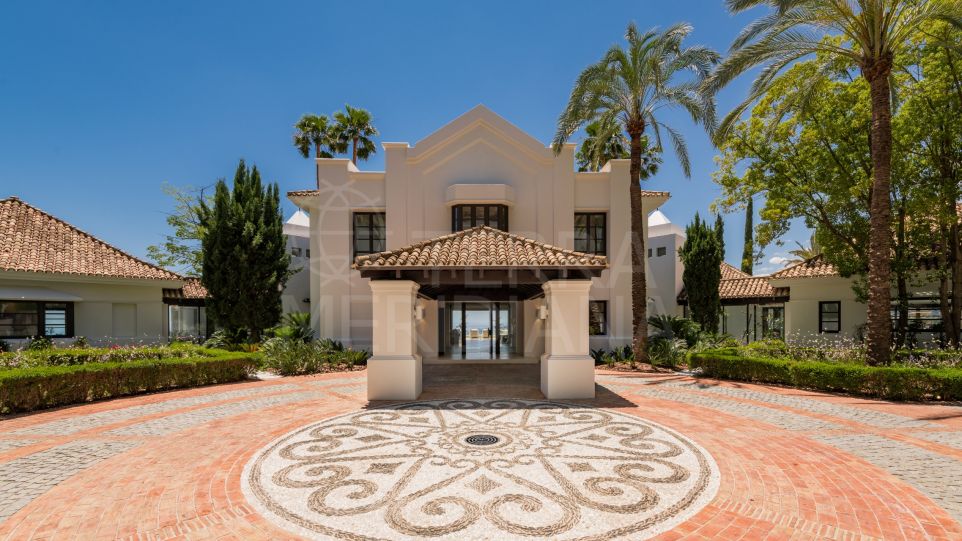 Casa Magda: Un Oasis moderne raffiné à vendre à La Zagaleta, Benahavis
