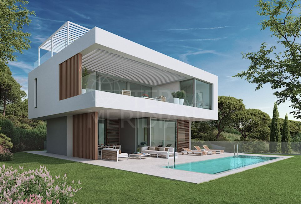 Élégance contemporaine : Luxueuse nouvelle villa à vendre sur la Nouvelle Mille d'Or, Estepona Est