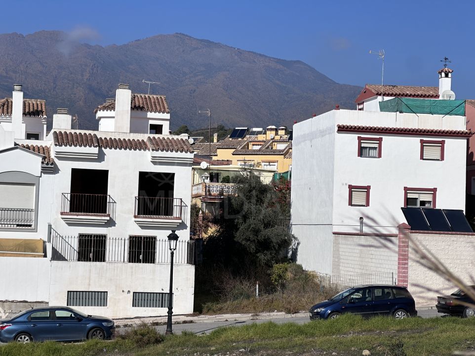Introducing a plot for sale in central Estepona spanning 220 square meters