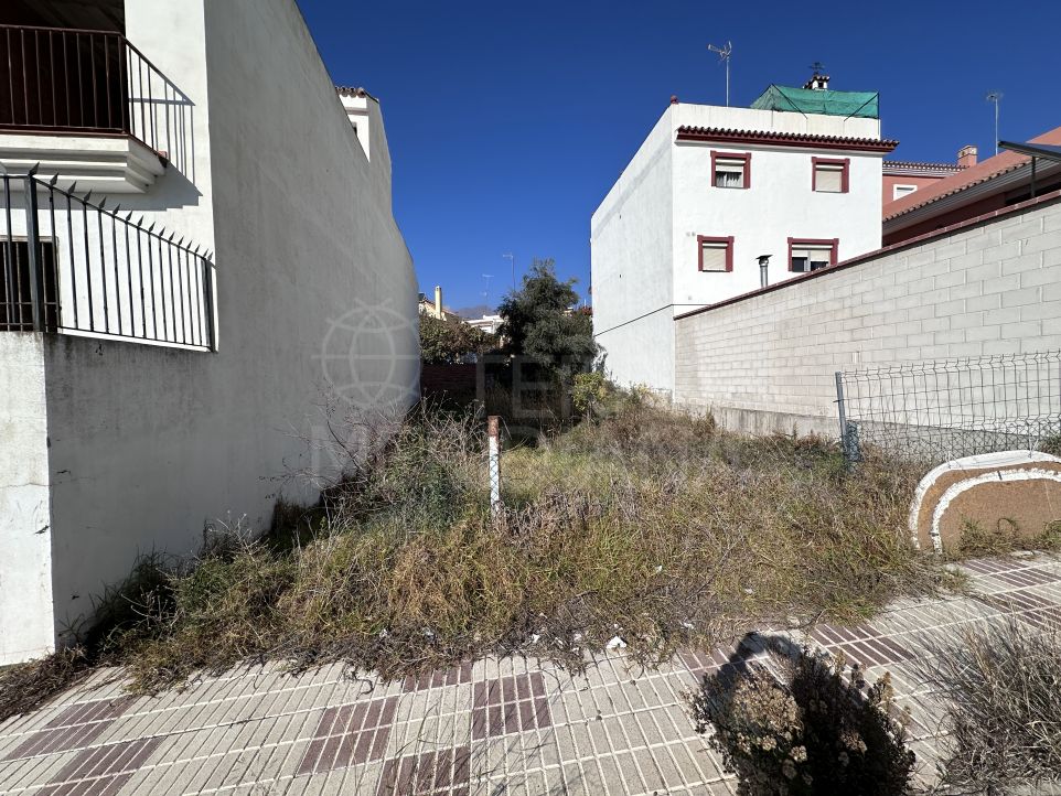 Introducing a plot for sale in central Estepona spanning 220 square meters
