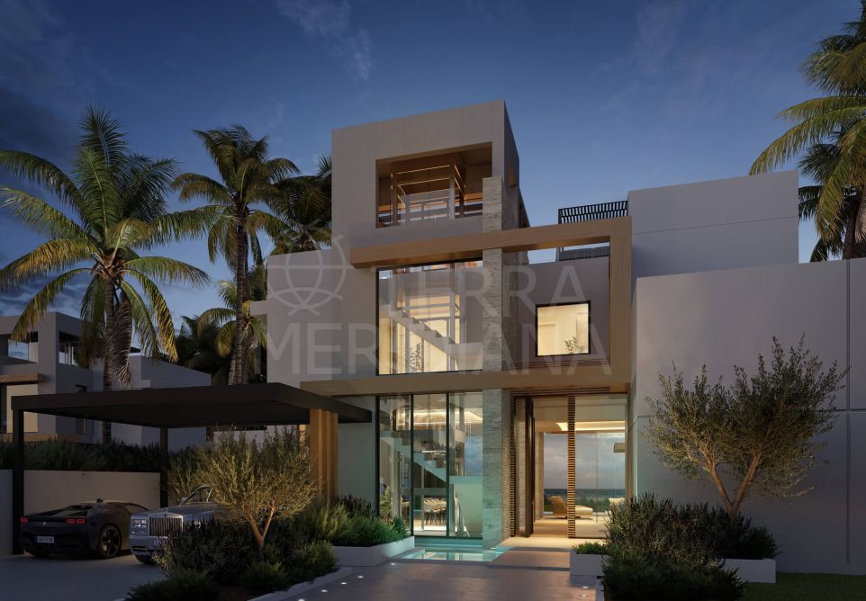 Exceptional Beachfront Villa For Sale In Cortijo Blanco, San Pedro De Alcantara