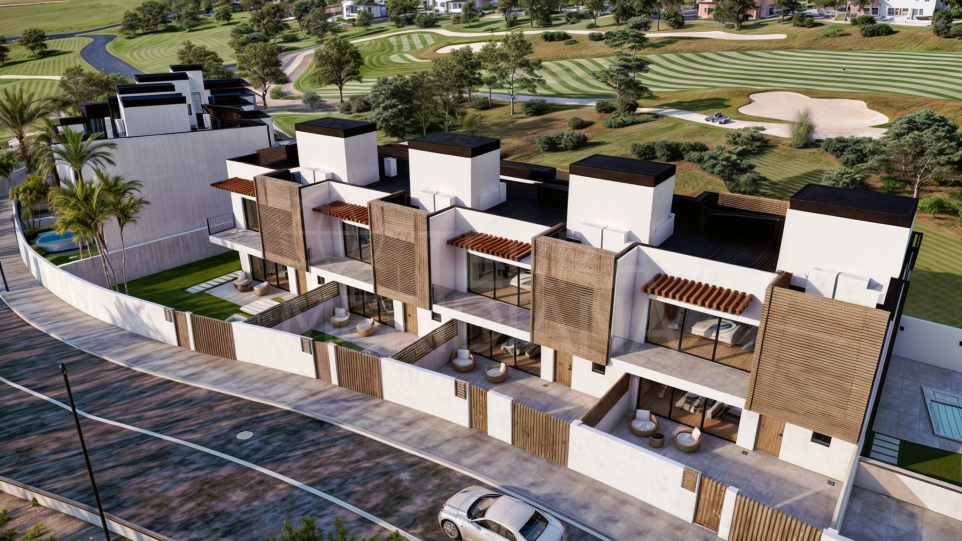 Le luxe durable à Oasis de Estepona, avec vue sur le golf et piscine privée.