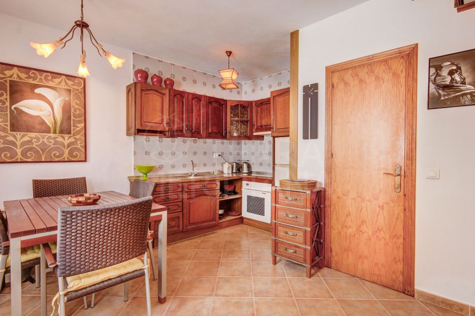 Casa mata tradicional en alquiler en el casco antiguo a 150m de la playa