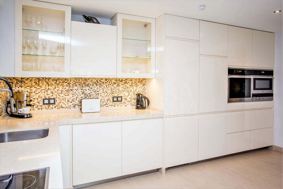 Fully licensed refurbished 8 bedroom boutique hotel for sale in San Pedro, 5 minutes from Puerto Banus