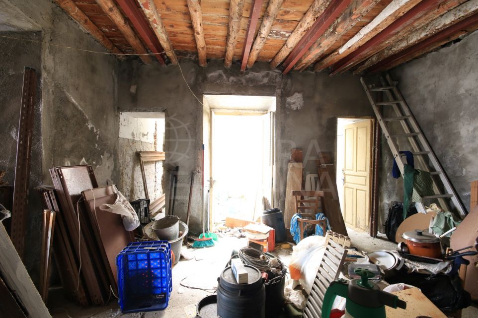 Casa adosada en venta en el casco antiguo de Estepona, a dos minutos a pie de la playa