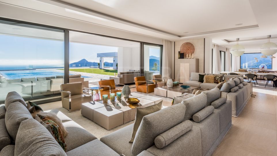Exclusive: New luxury contemporary villa for sale, with panoramic views in La Zagaleta, Benahavís