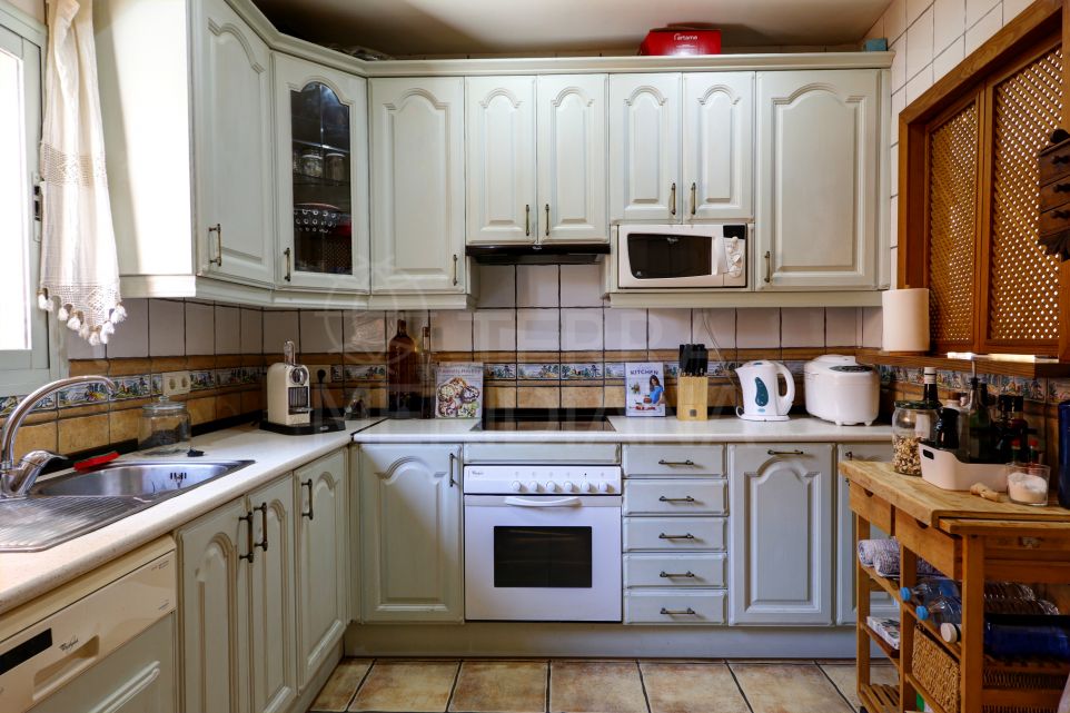Apartamento de estilo rustico en venta en el hotel AGH de Estepona