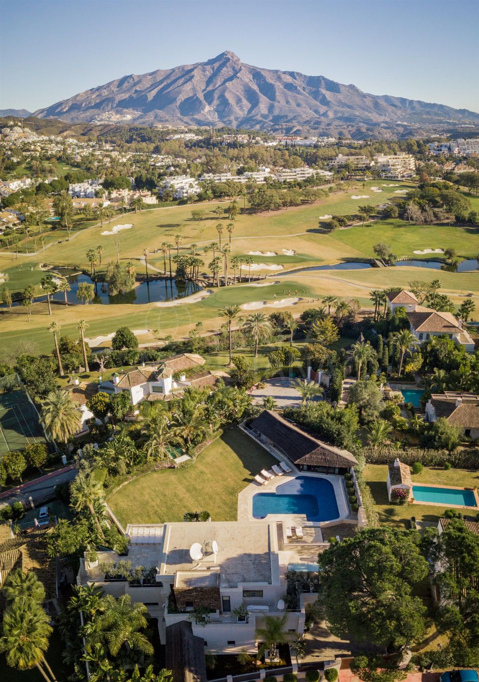 Villa de luxe à vendre à Las Brisas, Nueva Andalucia, Marbella