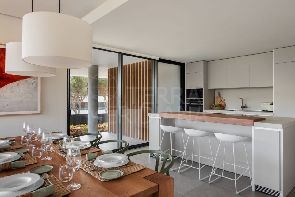 Appartement à vendre dans la communauté exclusive de Village Verde, à côté de La Reserva Club Sotogrande