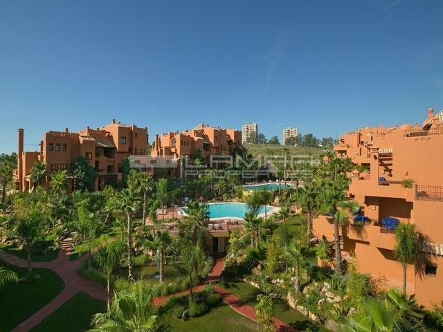 Special Offer - Apartment for sale at walking distance to Puerto Banus