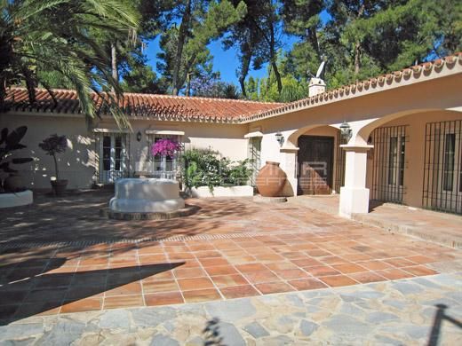 Villa Los Monteros - Marbella - Spain - Cosy and elegant home