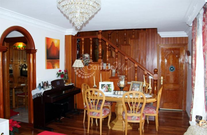 Estepona, High standard 3 bedroom townhouse situated in the heart of the Estepona old town with a huge 80m roof terrace