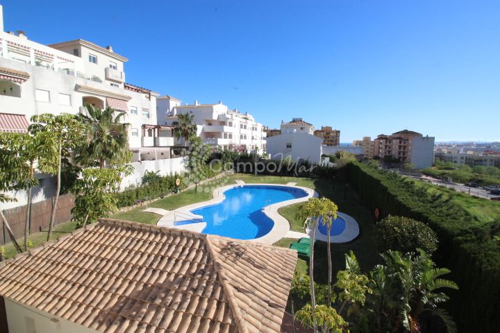 Estepona, Casa en el pueblo de Estepona, ideal para una familia , a poca distancia de todo.
