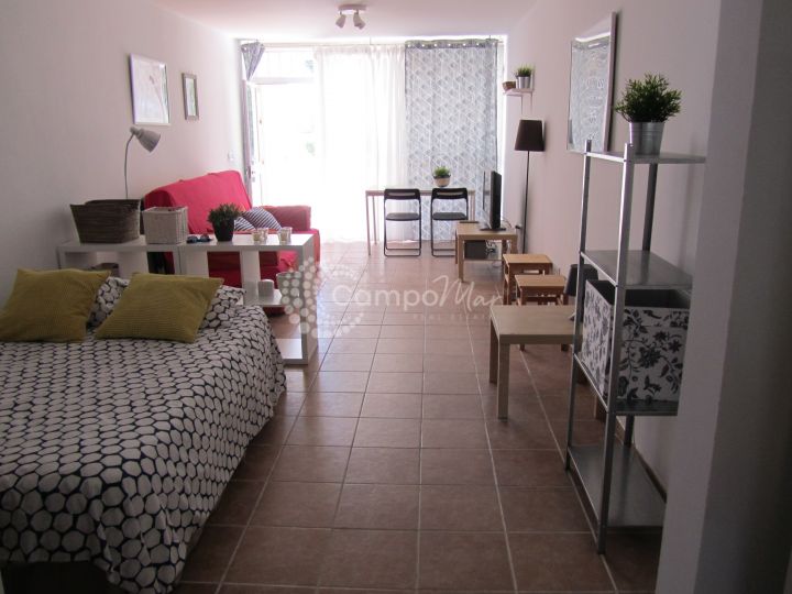 Estepona, Studio apartment just meters from the beach in the popular Seghers area of Estepona