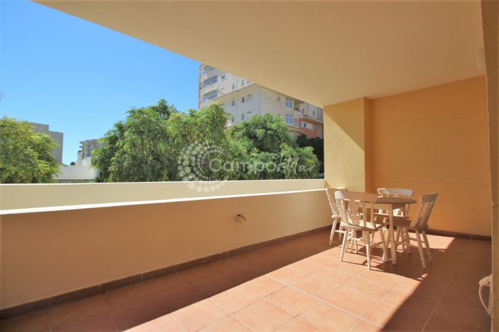 Estepona, Fantastic one bedroom apartment with large terrace for sale in Puerto Alto, Estepona