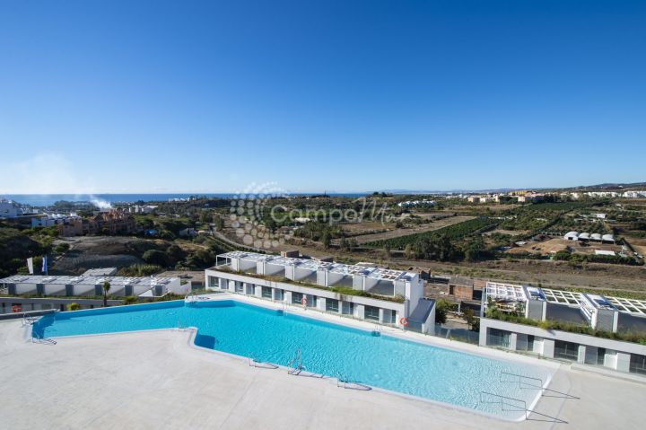 Estepona, Viviendas de 2-3 dormitorios en Cancelada con amplias terrazas y piscina.