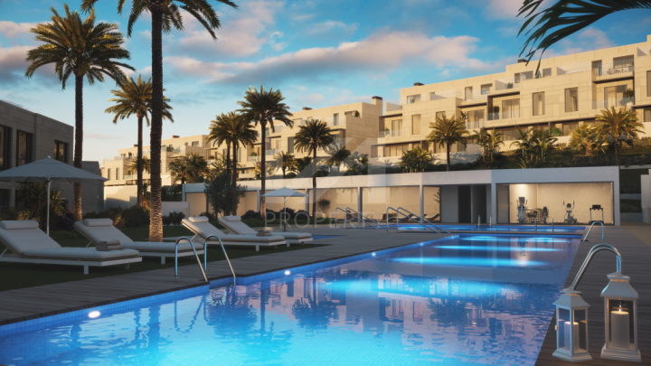 Properties for sale in La Resina Golf, Estepona