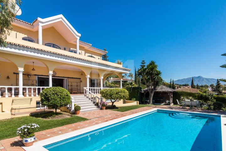 Villas for sale in Paraiso Alto, Benahavis