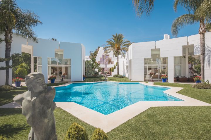 Properties for sale in Nueva Andalucia