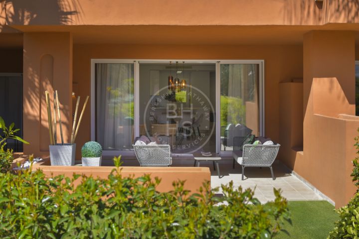 Ground Floor Apartments for sale in Nueva Andalucia