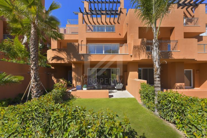 Ground Floor Apartments for sale in Nueva Andalucia