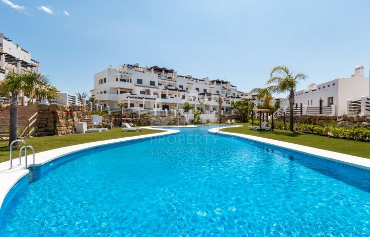 Apartments for sale in La Resina Golf, Estepona